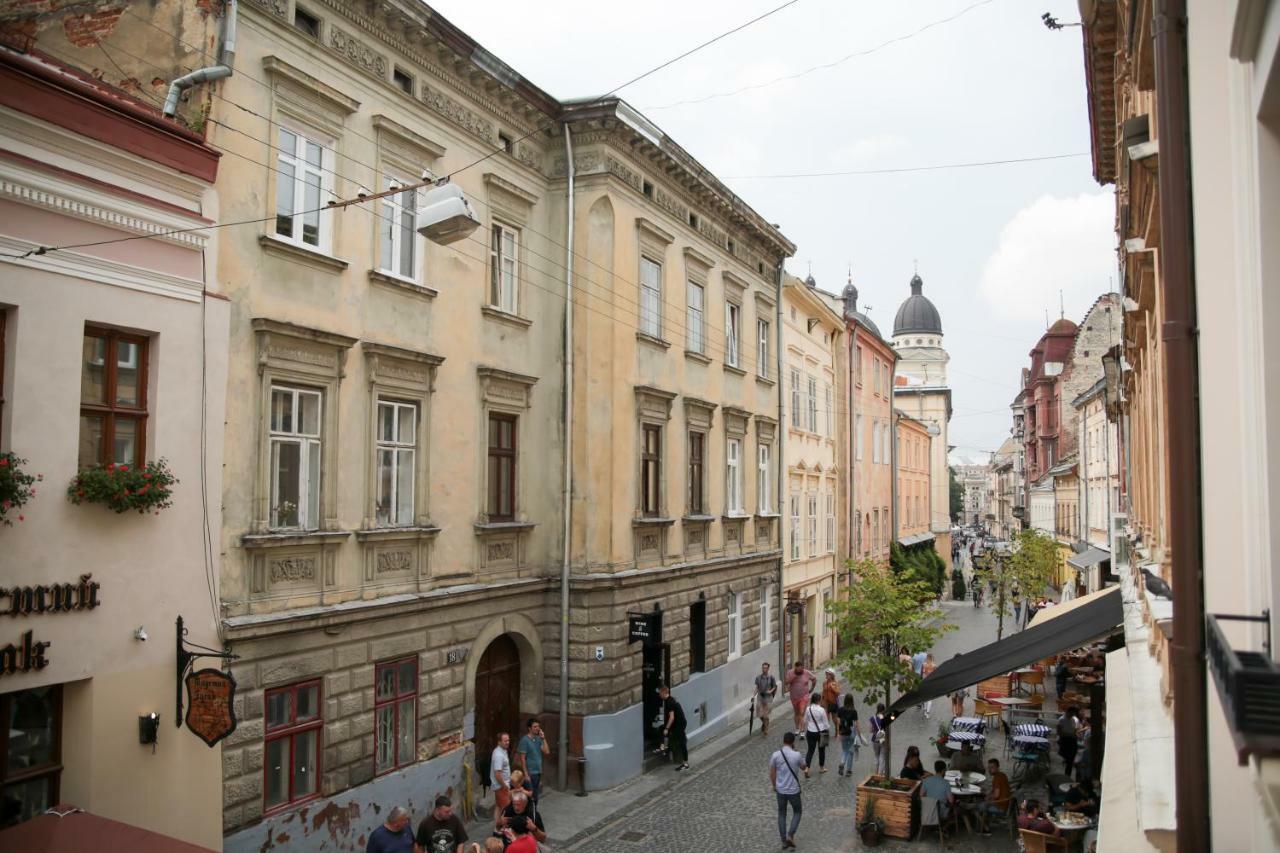 Апартаменти З Балконом Lviv Kültér fotó